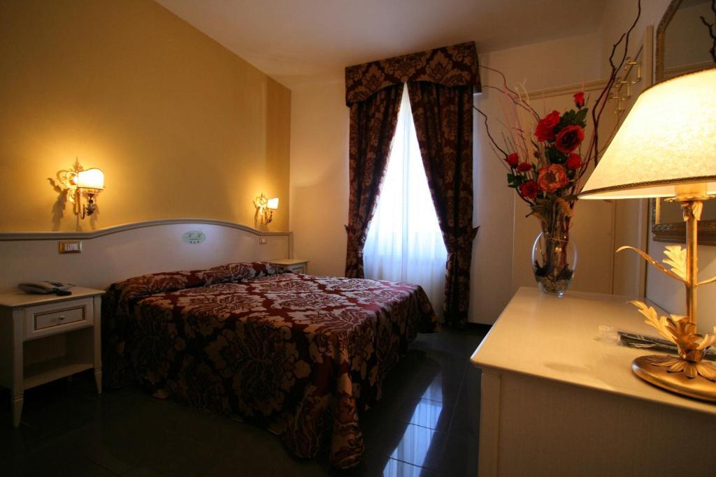 Hotel La Meridiana Anghiari Exteriör bild